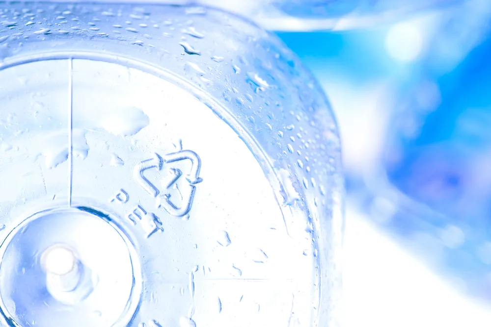 News recycling solutions for PET and Polyester